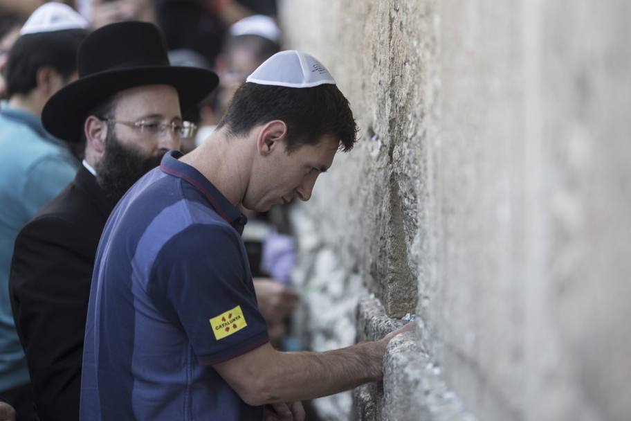 4 agosto 2013 a Gerusalemme, davanti al Muro del pianto (Afp)